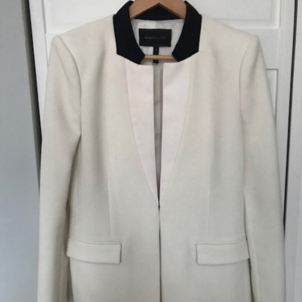 BCBG Max Azria Cream Blazer-LOWEST PRICE OFFER OF THE YEAR